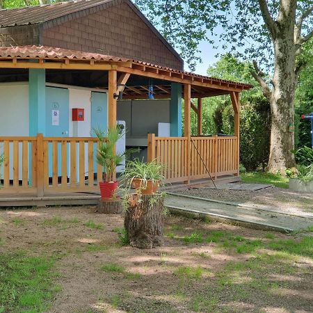 Camping Des 2 Rives- Mobilhomes Etang-sur-Arroux Экстерьер фото